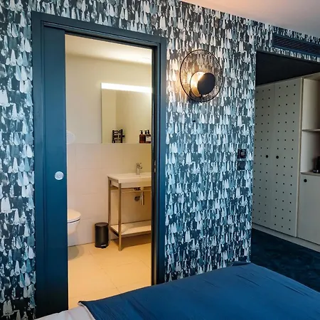 Hotel Live Bordeaux 3*