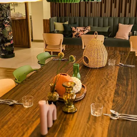Live Bordeaux Hotel